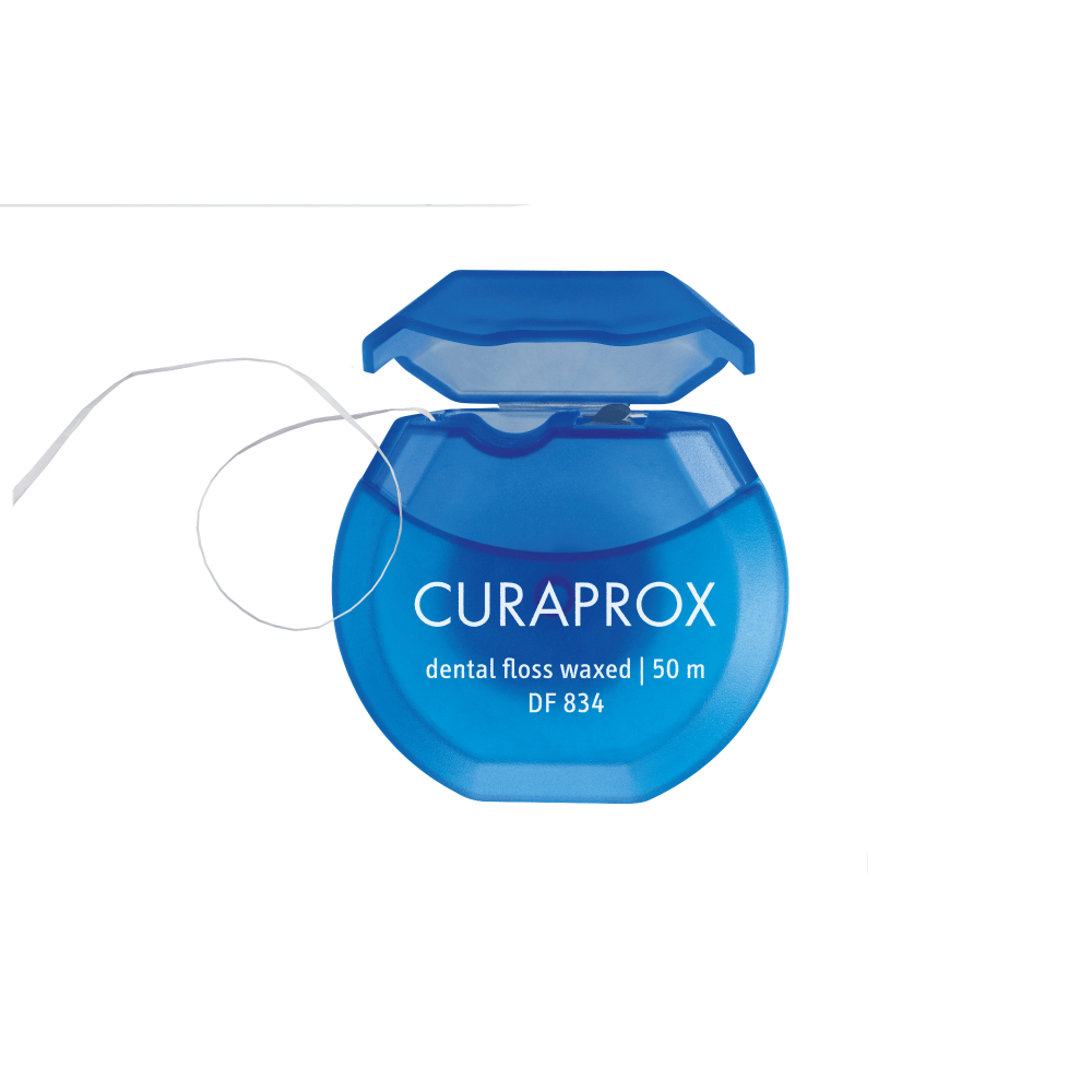 CURAPROX tarpdančių siūlas-vaškuotas