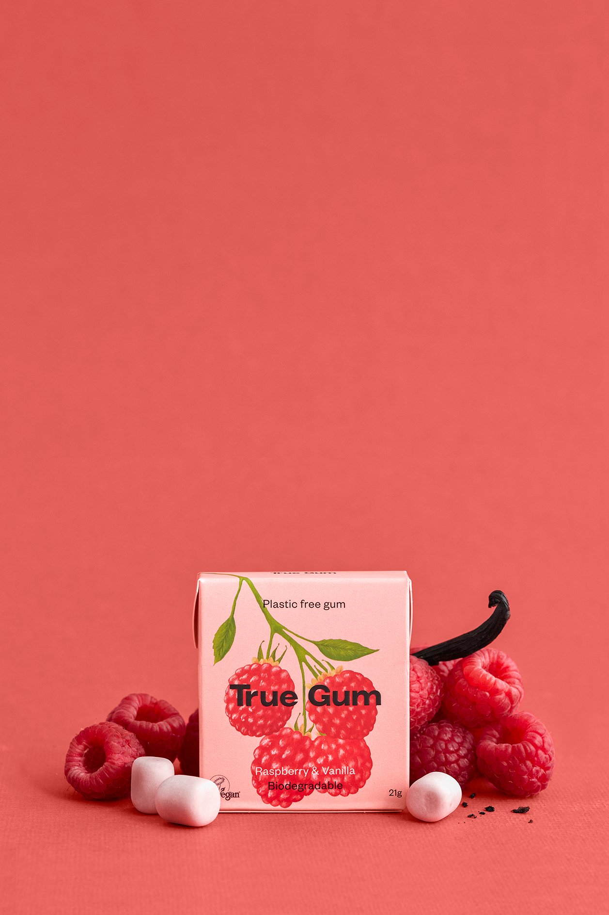 TRUE GUM aviečių ir vanilės skonio kramtomoji guma be cukraus