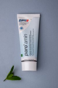 PAROAMIN dantų pasta su fluoru